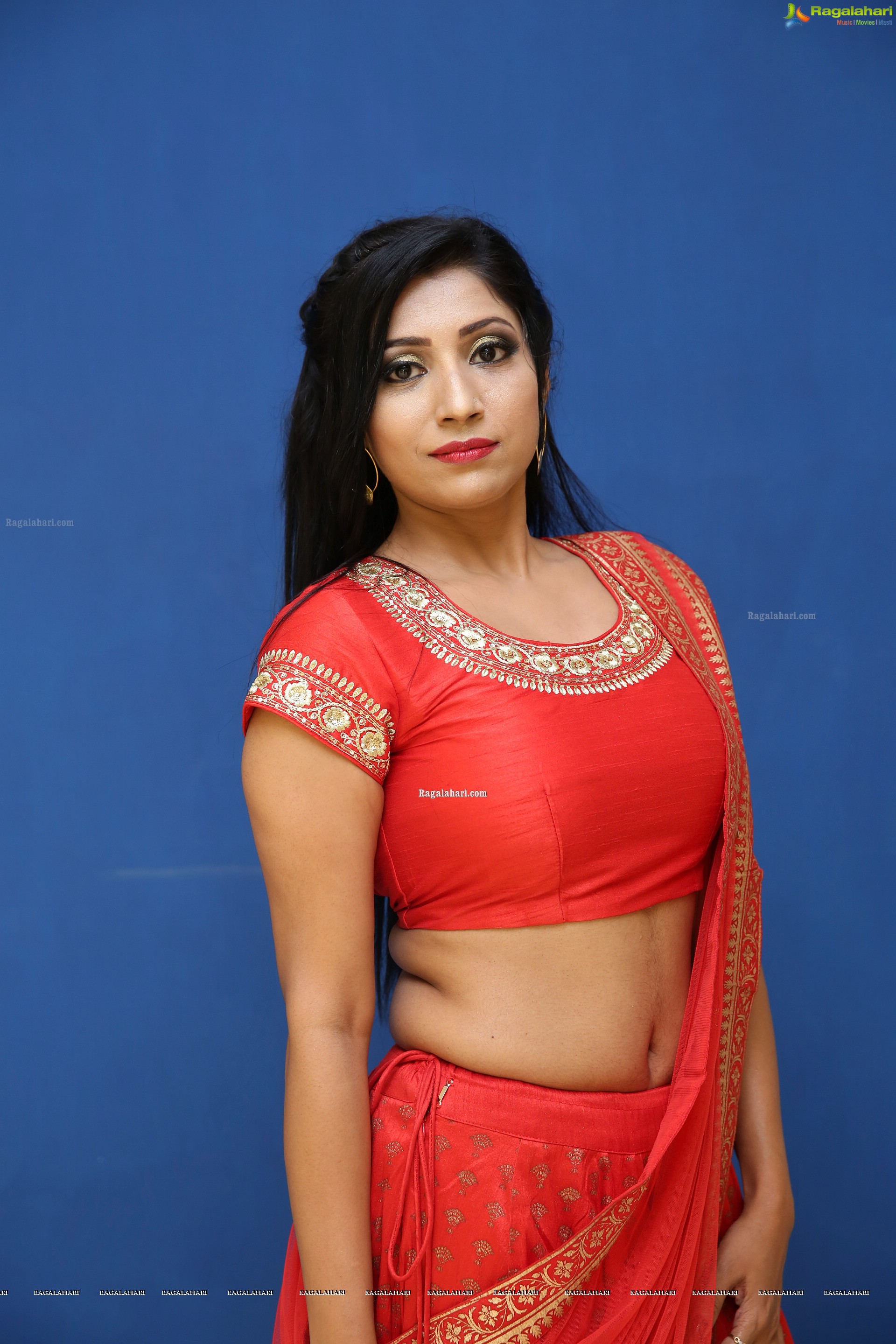 Neha Panigrahy @ Sarath City Capital Mall's Diwali Celebrations 2019 - HD Gallery