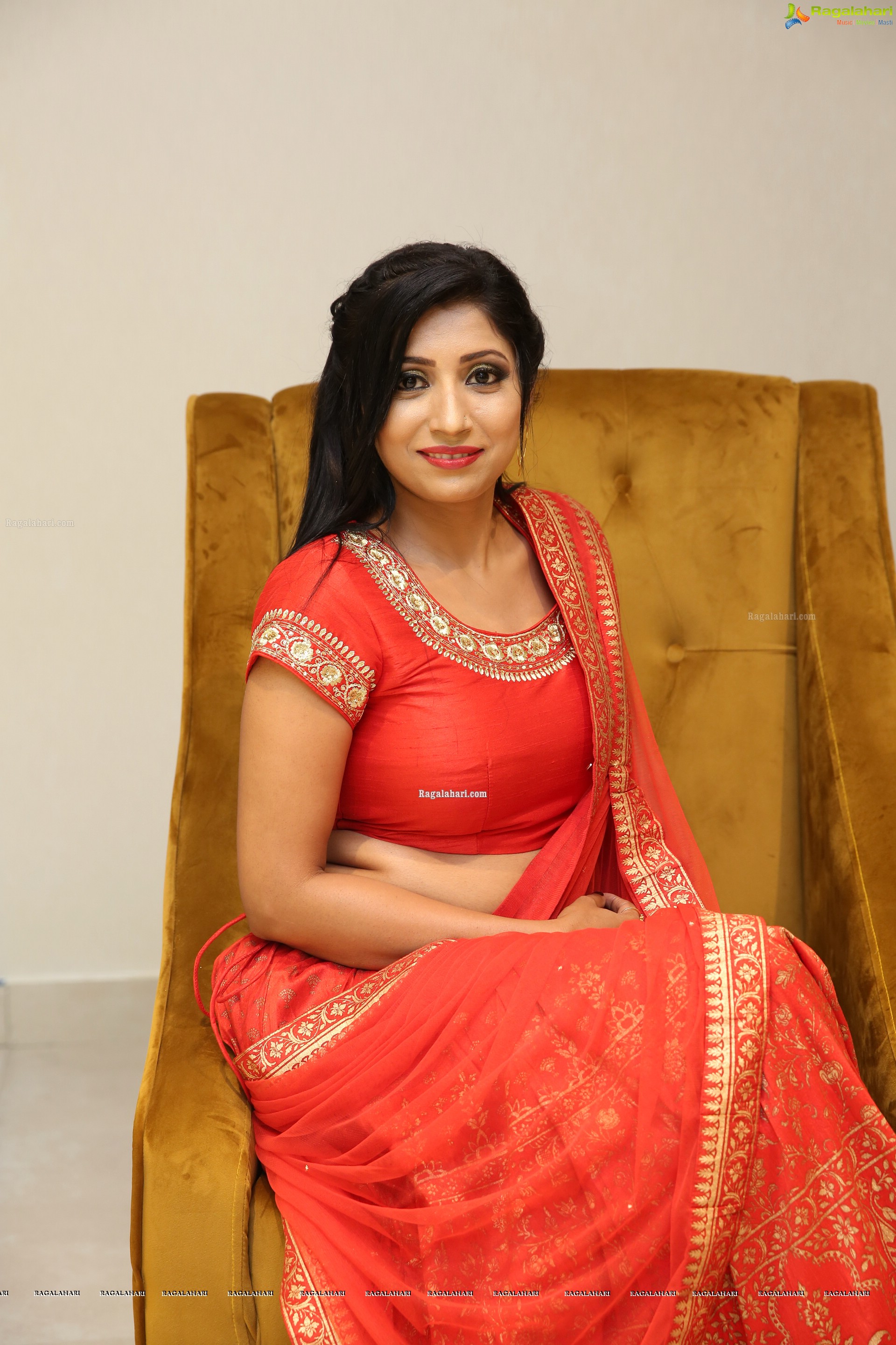 Neha Panigrahy @ Sarath City Capital Mall's Diwali Celebrations 2019 - HD Gallery