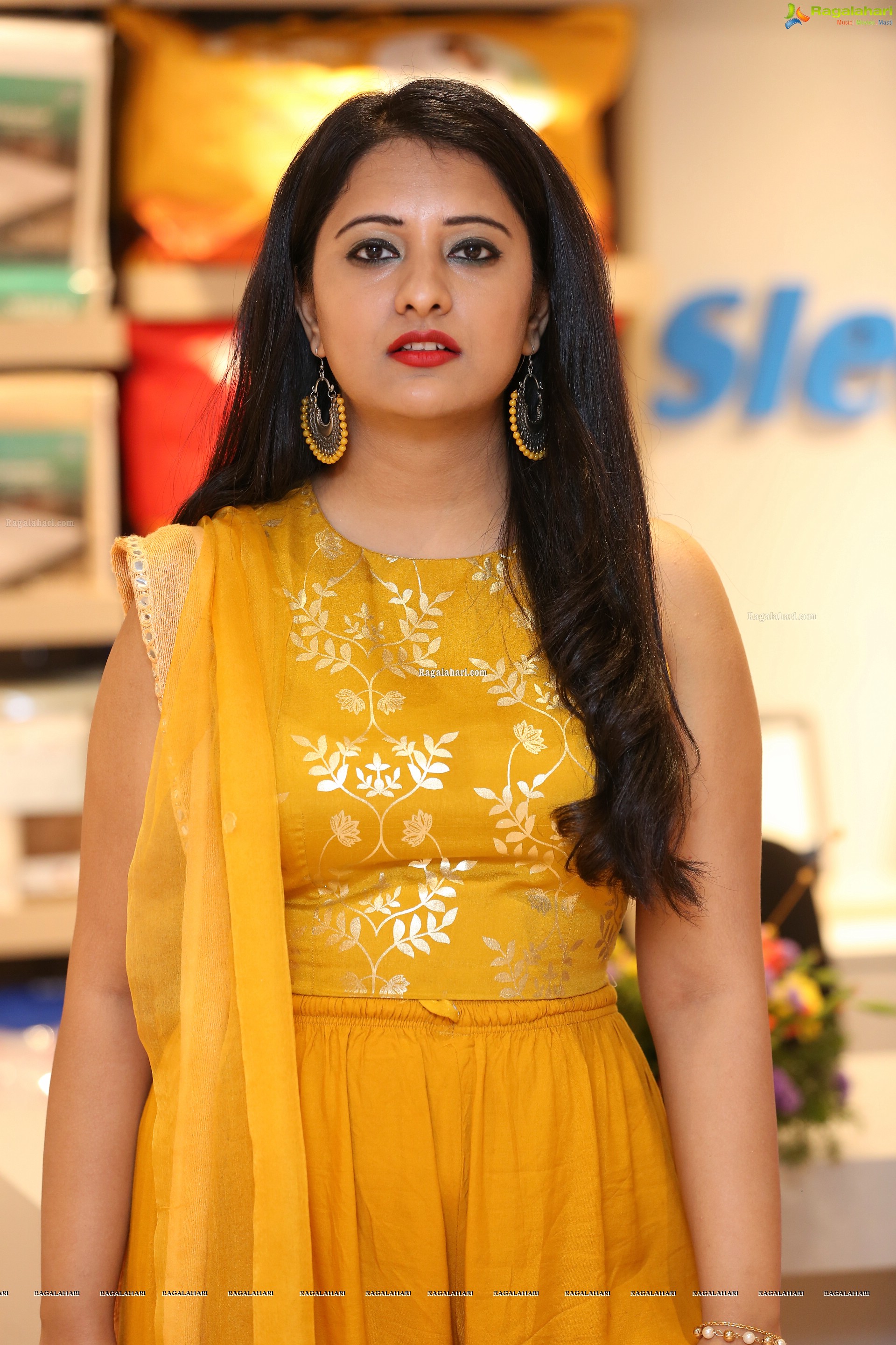 Nikita Bisht @ Sleepwell World Store Launch - HD Gallery