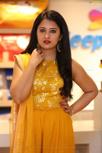 Actress Nikita Bisht