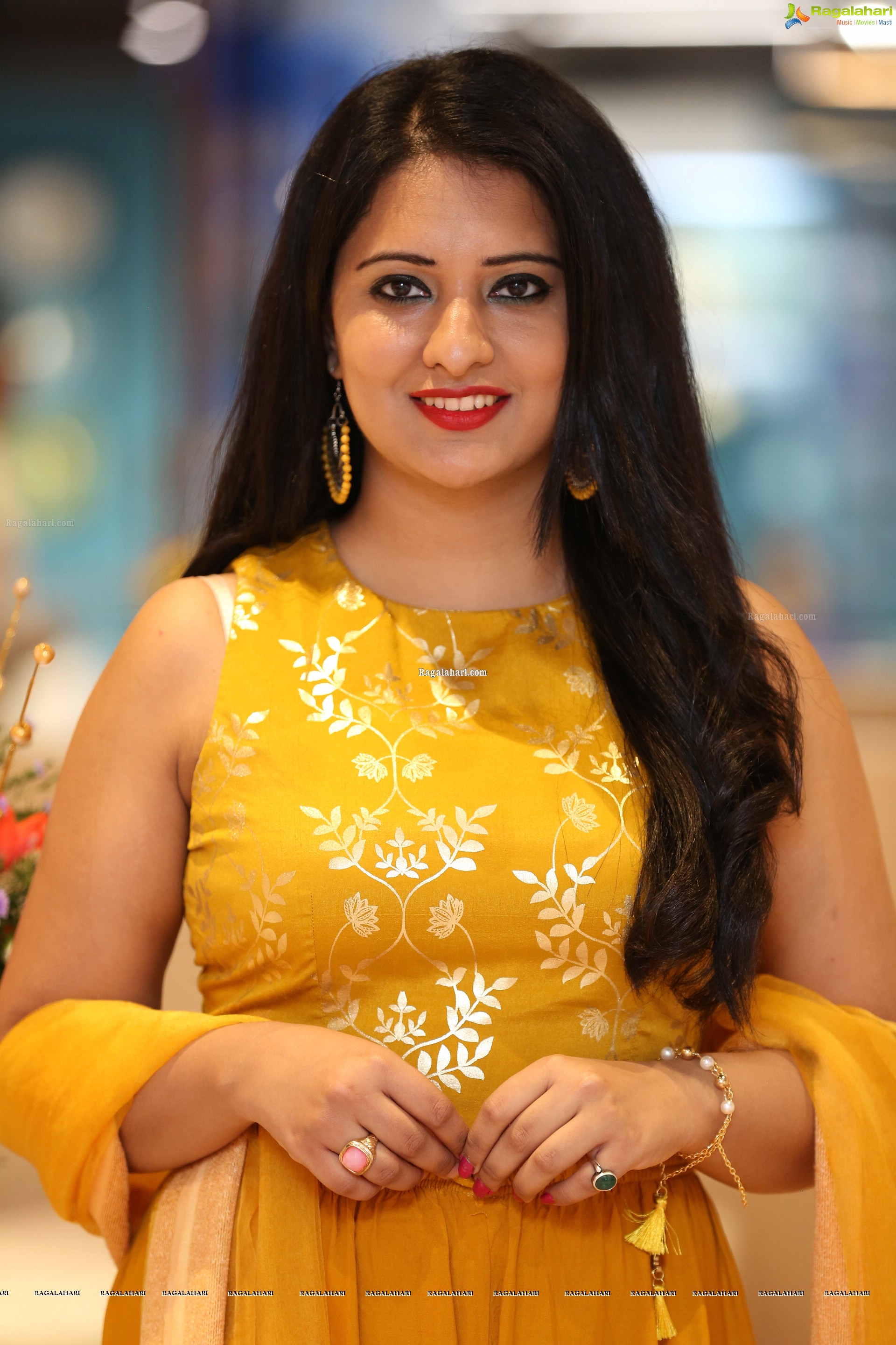 Nikita Bisht @ Sleepwell World Store Launch - HD Gallery