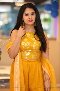 Actress Nikita Bisht