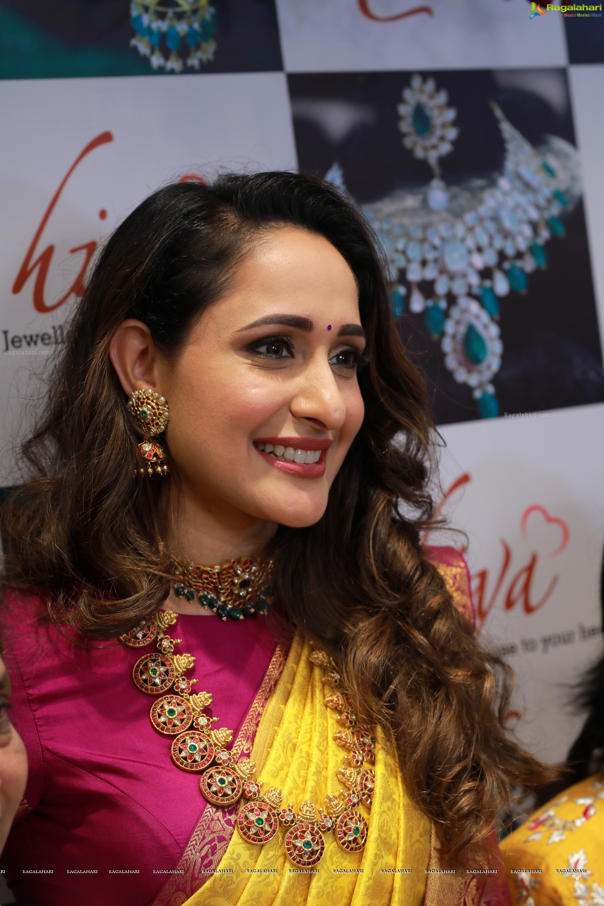 Pragya Jaiswal @ Hiya Designer Jewellery Showroom Launch - HD Gallery