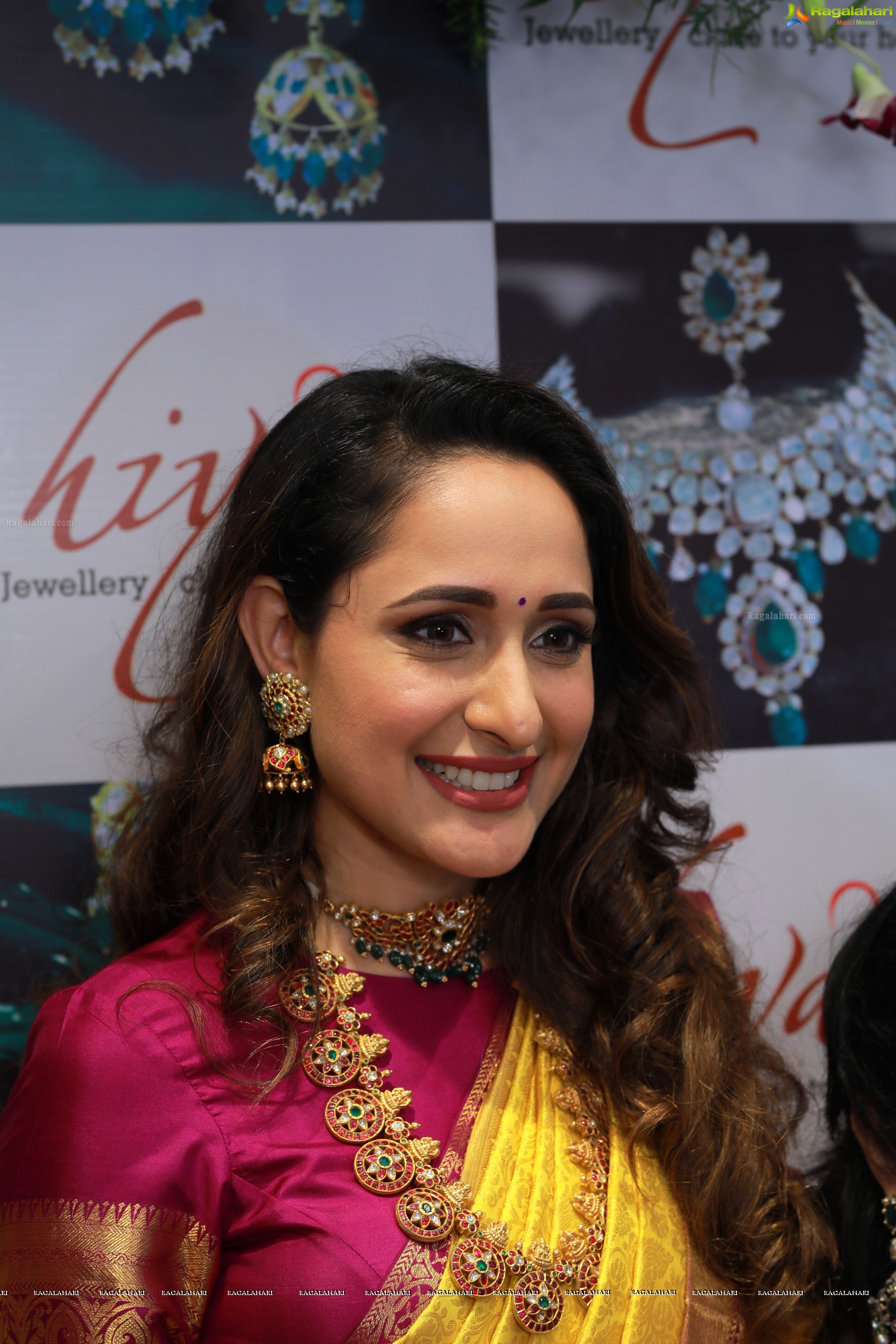 Pragya Jaiswal @ Hiya Designer Jewellery Showroom Launch - HD Gallery