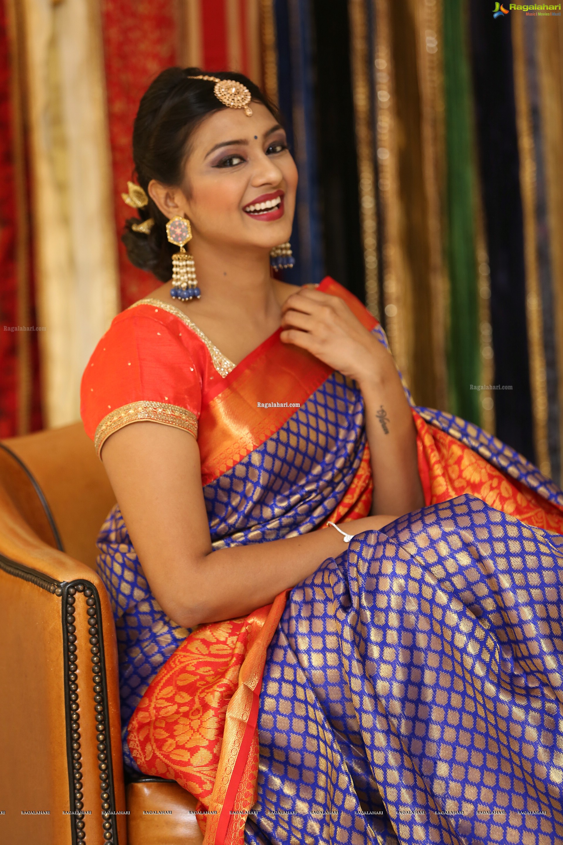 Prathyusha Sharma @ Neerus Majestic Diwali & Wedding Collection Launch - HD Gallery