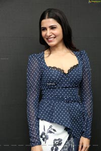 Samantha Akkineni at Oneplus Mobiles Launch At Big C