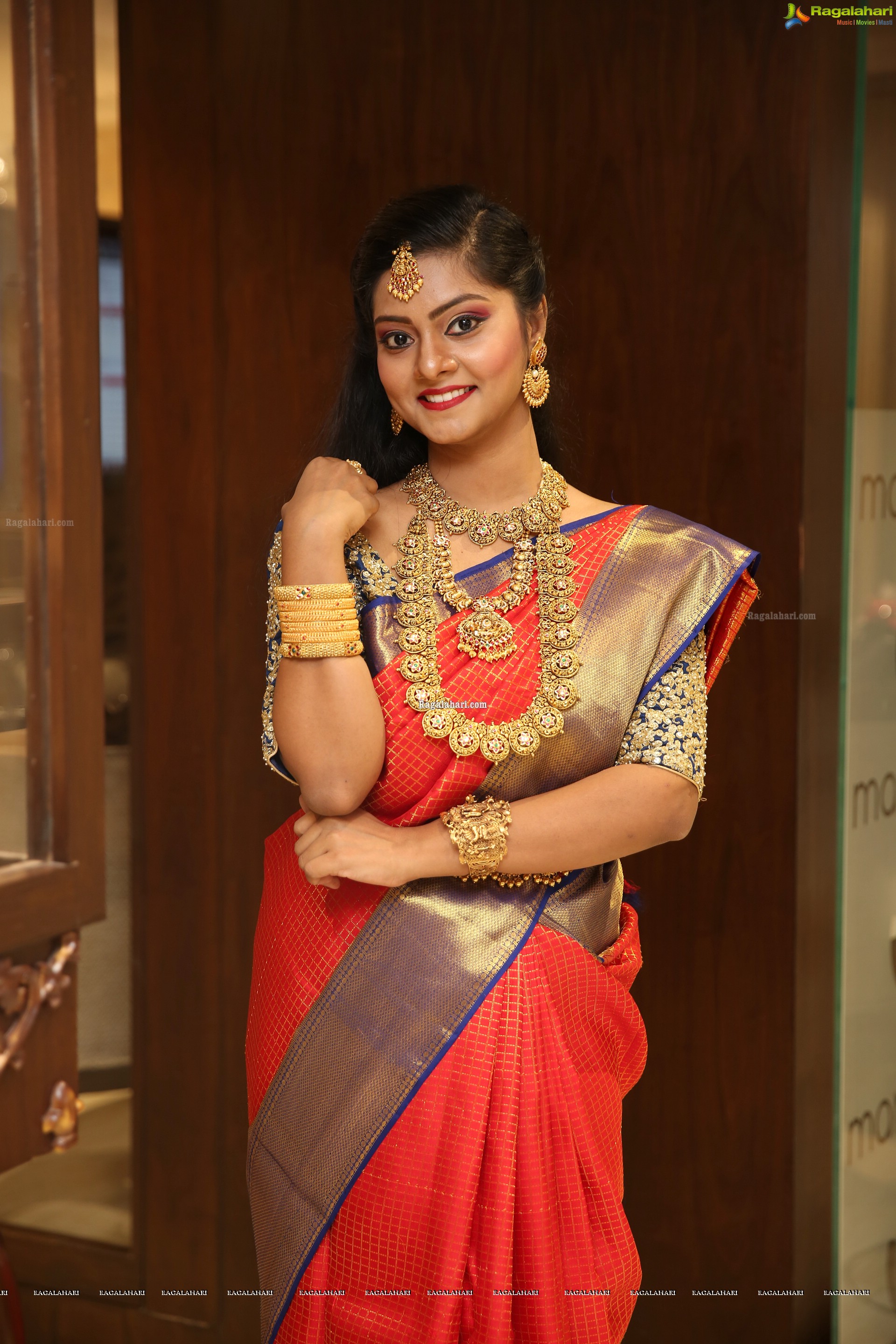 Sasikala Dharmavarapu @ Manepally Jewellers Special Diwali Collection Launch - HD Gallery