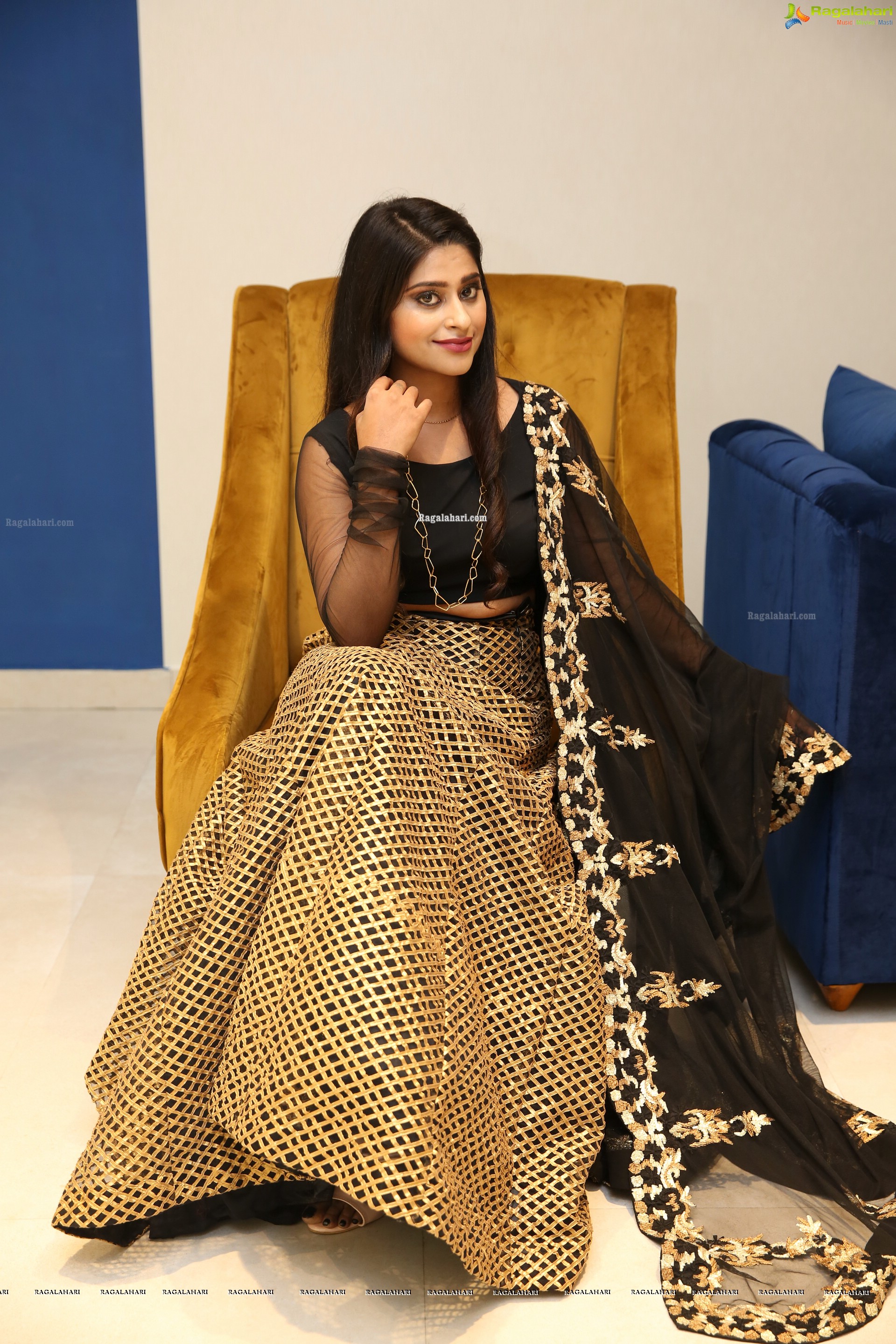 Shravani Varma @ Sarath City Capital Mall Diwali Celebrations 2019 - HD Gallery