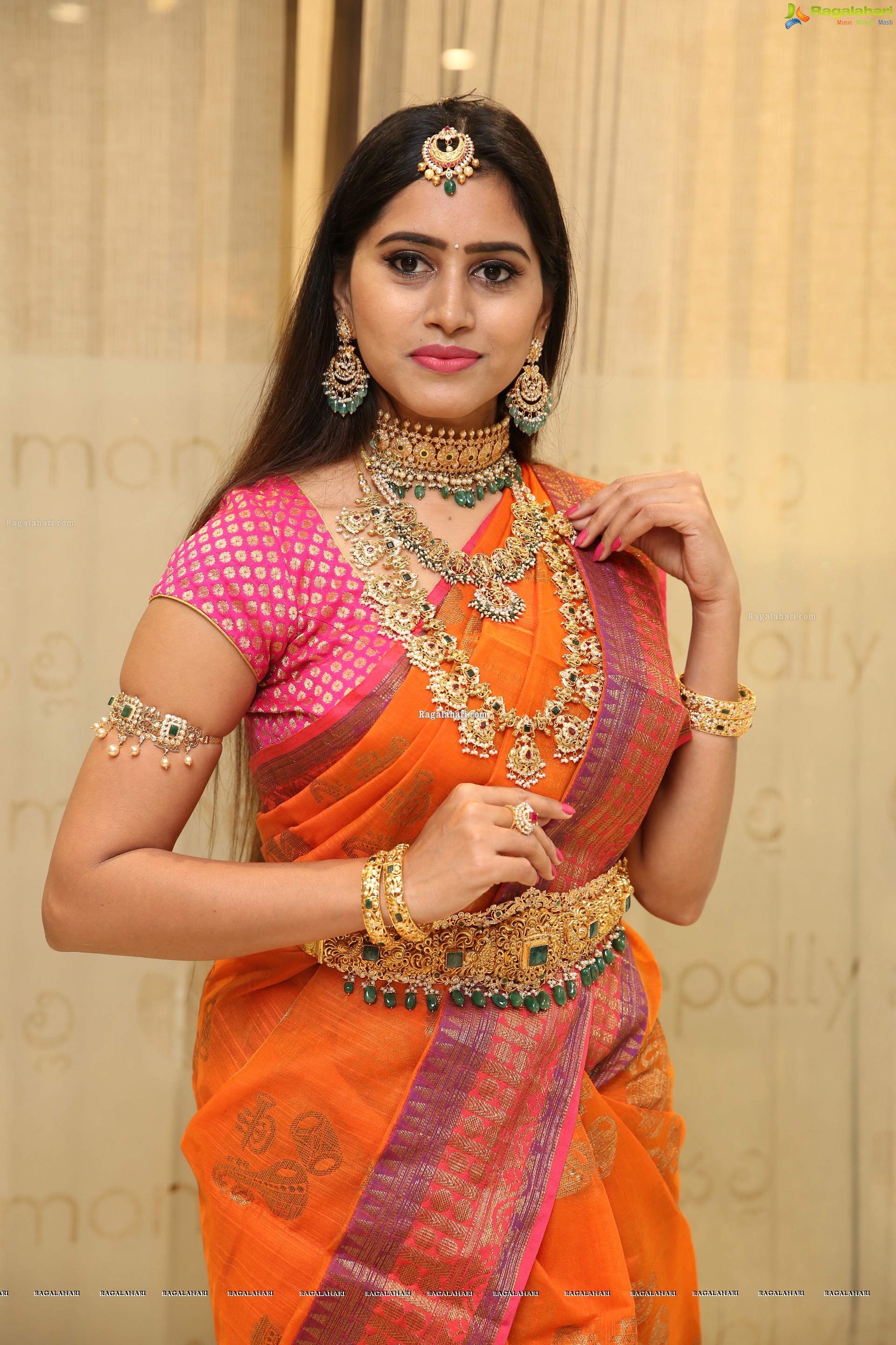 Swathi Kashyap @ Manepally Jewellers Special Diwali Collection Launch - HD Gallery