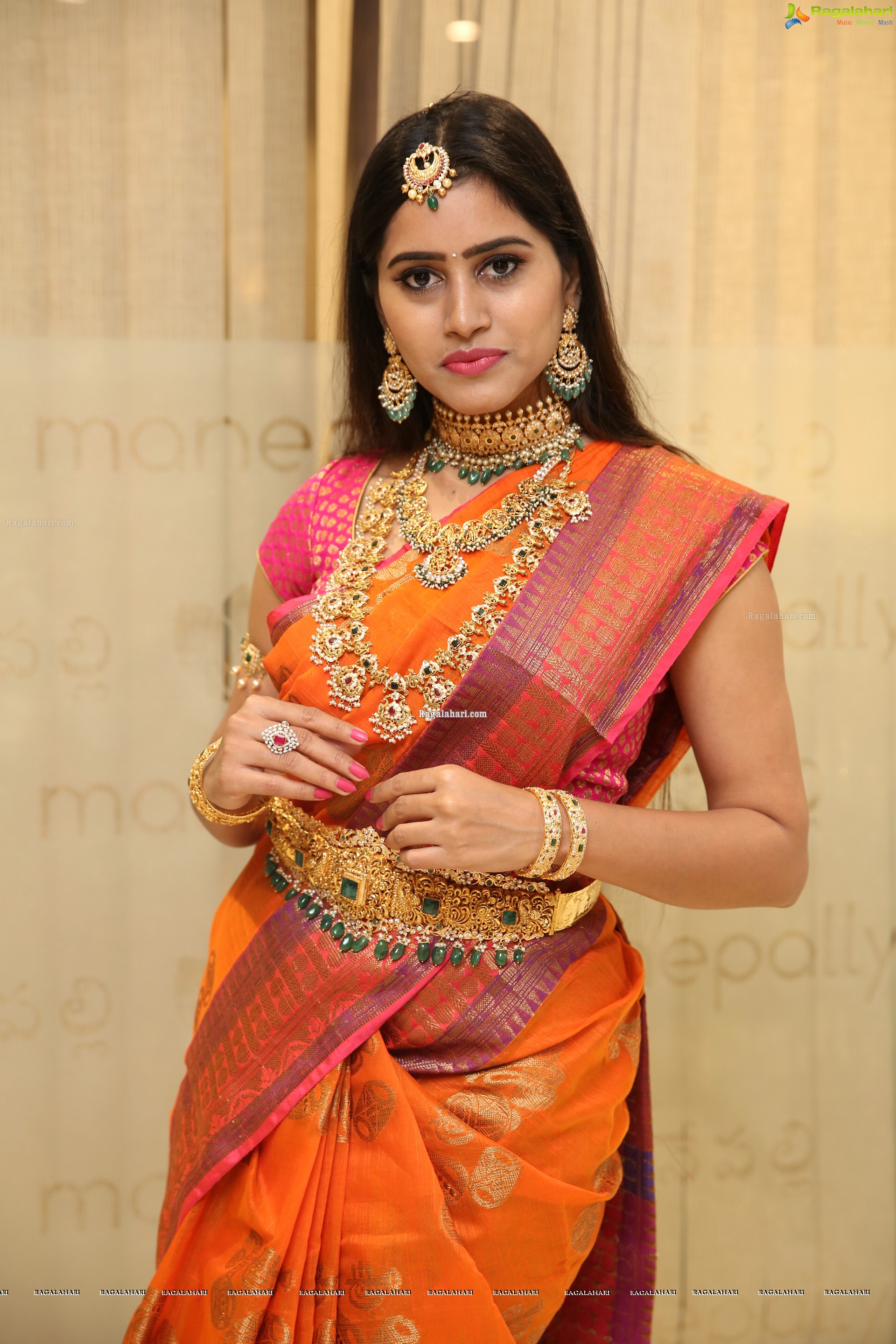 Swathi Kashyap @ Manepally Jewellers Special Diwali Collection Launch - HD Gallery