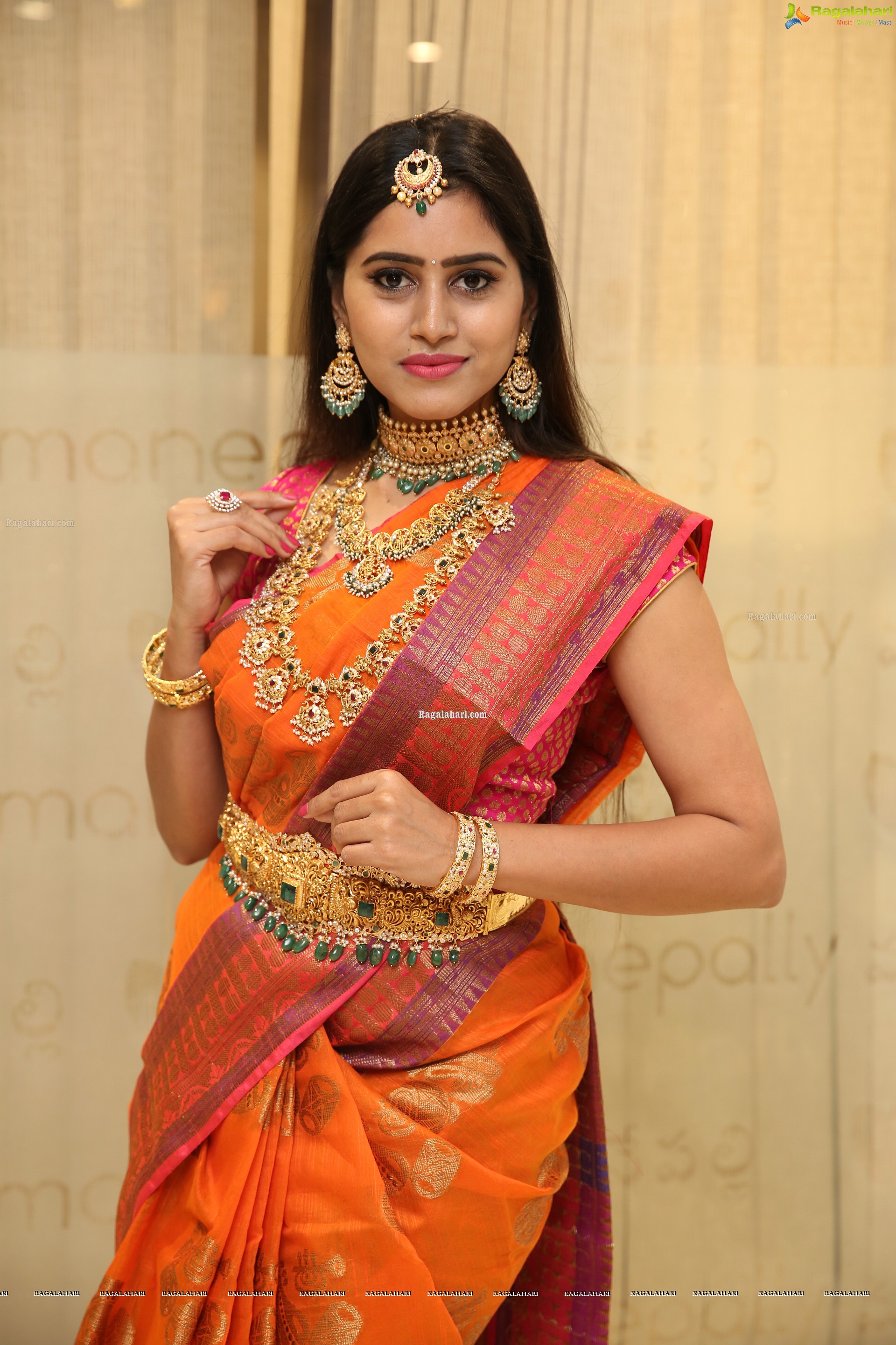 Swathi Kashyap @ Manepally Jewellers Special Diwali Collection Launch - HD Gallery