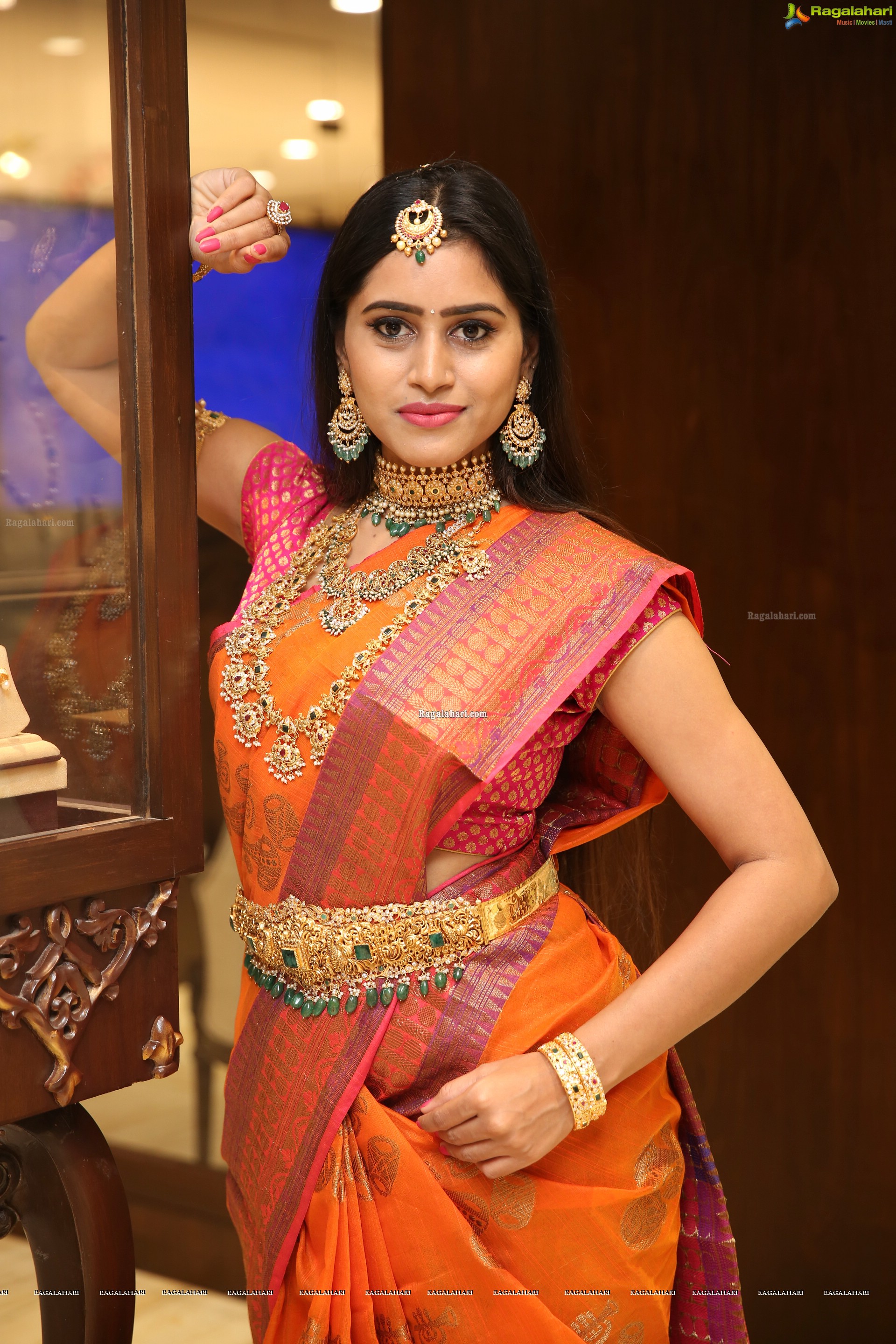 Swathi Kashyap @ Manepally Jewellers Special Diwali Collection Launch - HD Gallery