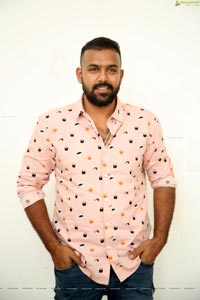 Tharun Bhascker HD Photos