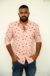 Tharun Bhascker HD Photos