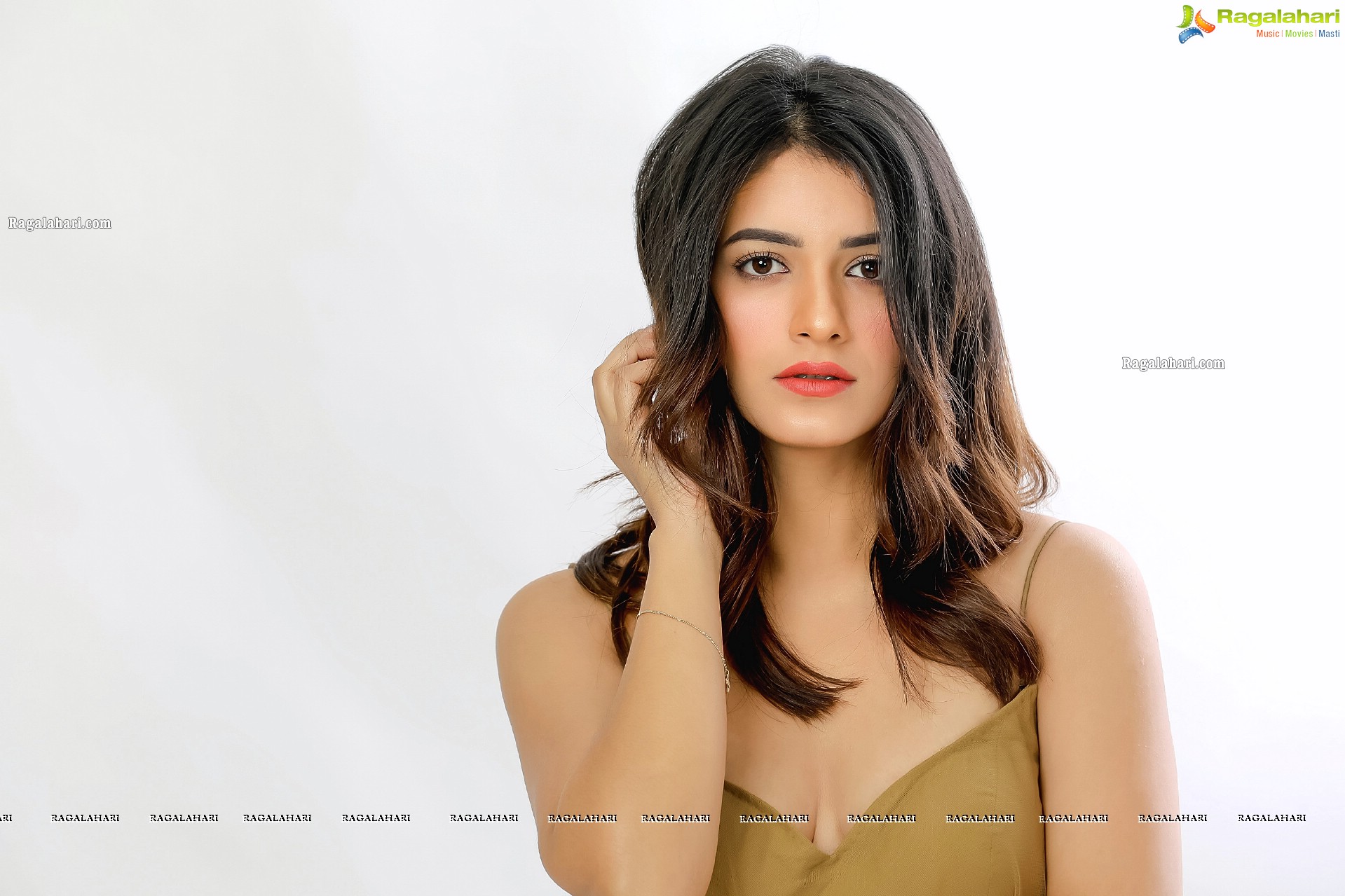 Kashika Sharma Latest Photoshoot Images, HD Gallery