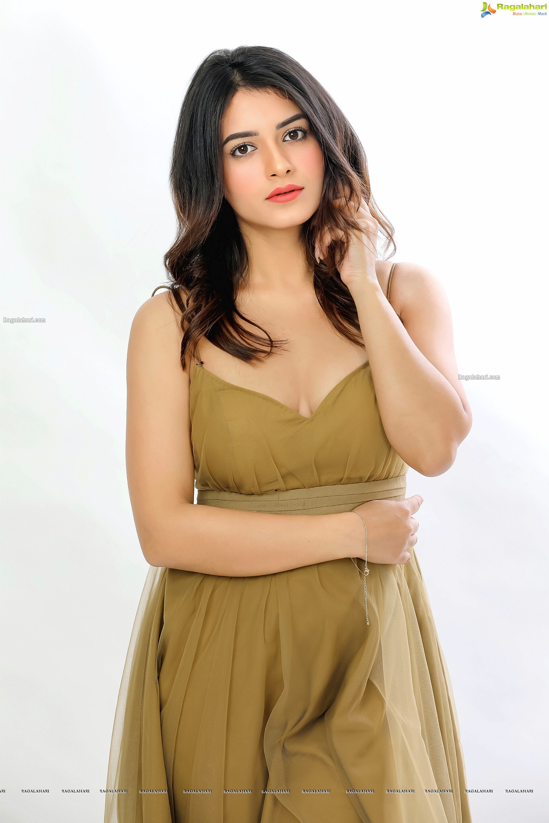 Kashika Sharma Latest Photoshoot Images, HD Gallery