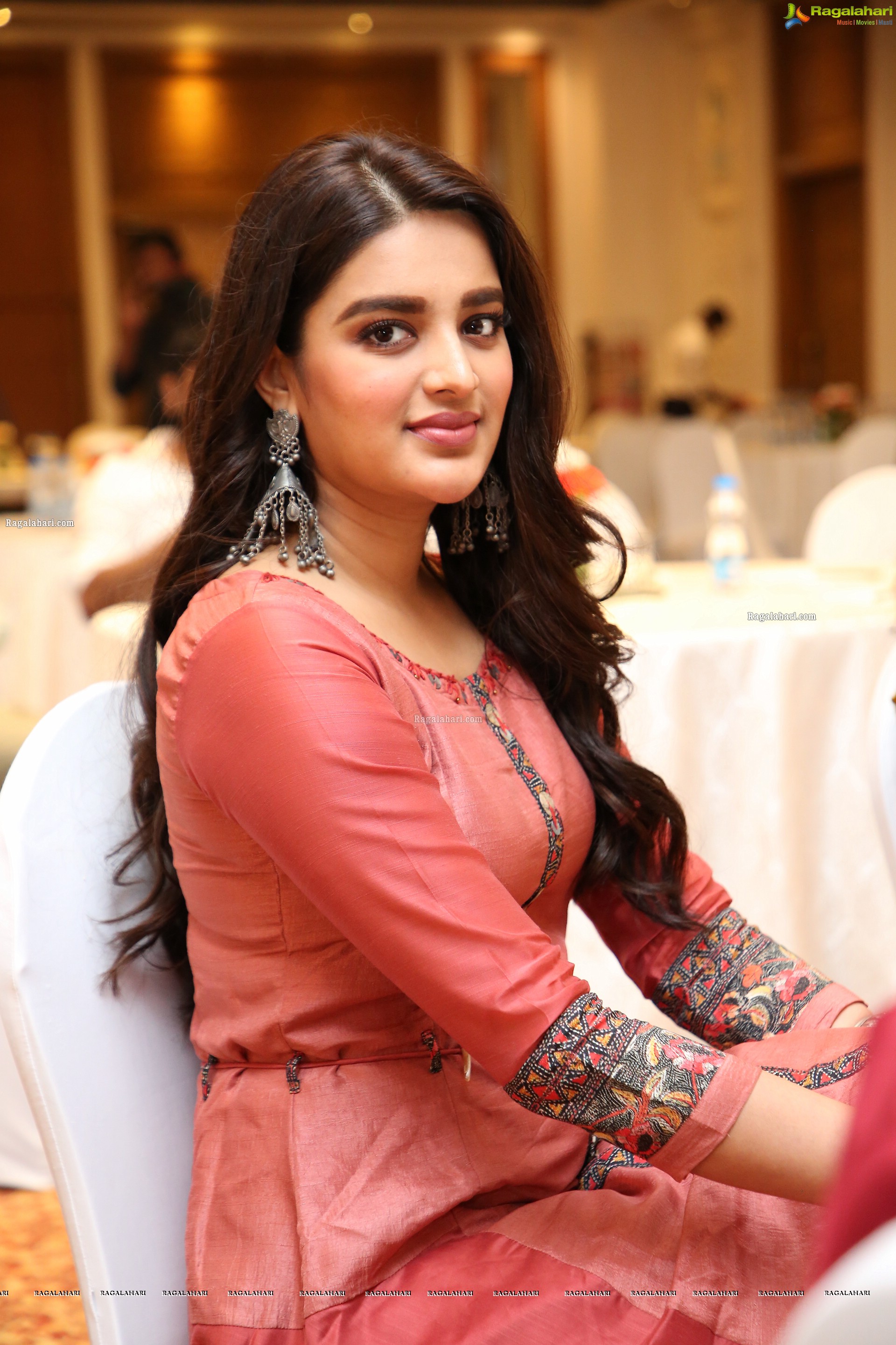 Nidhhi Agerwal at Kakatiya Fabrics 19 Teen Launch, HD Photo Gallery