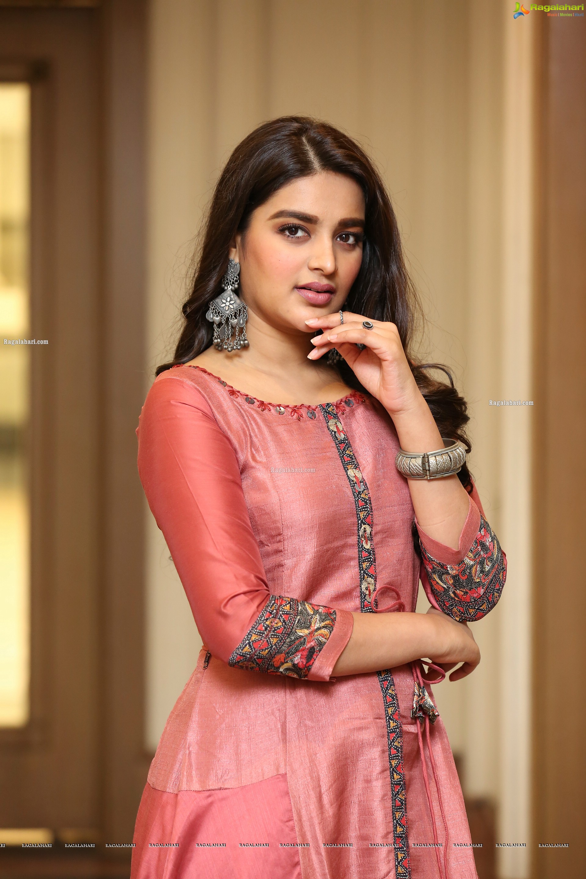 Nidhhi Agerwal at Kakatiya Fabrics 19 Teen Launch, HD Photo Gallery