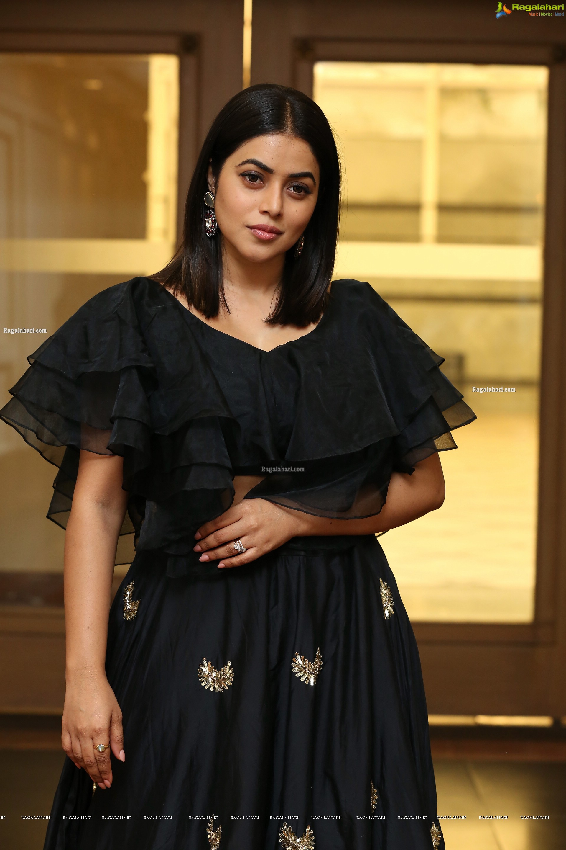 Poorna at Kakatiya Fabrics 19 Teen Launch, HD Photo Gallery