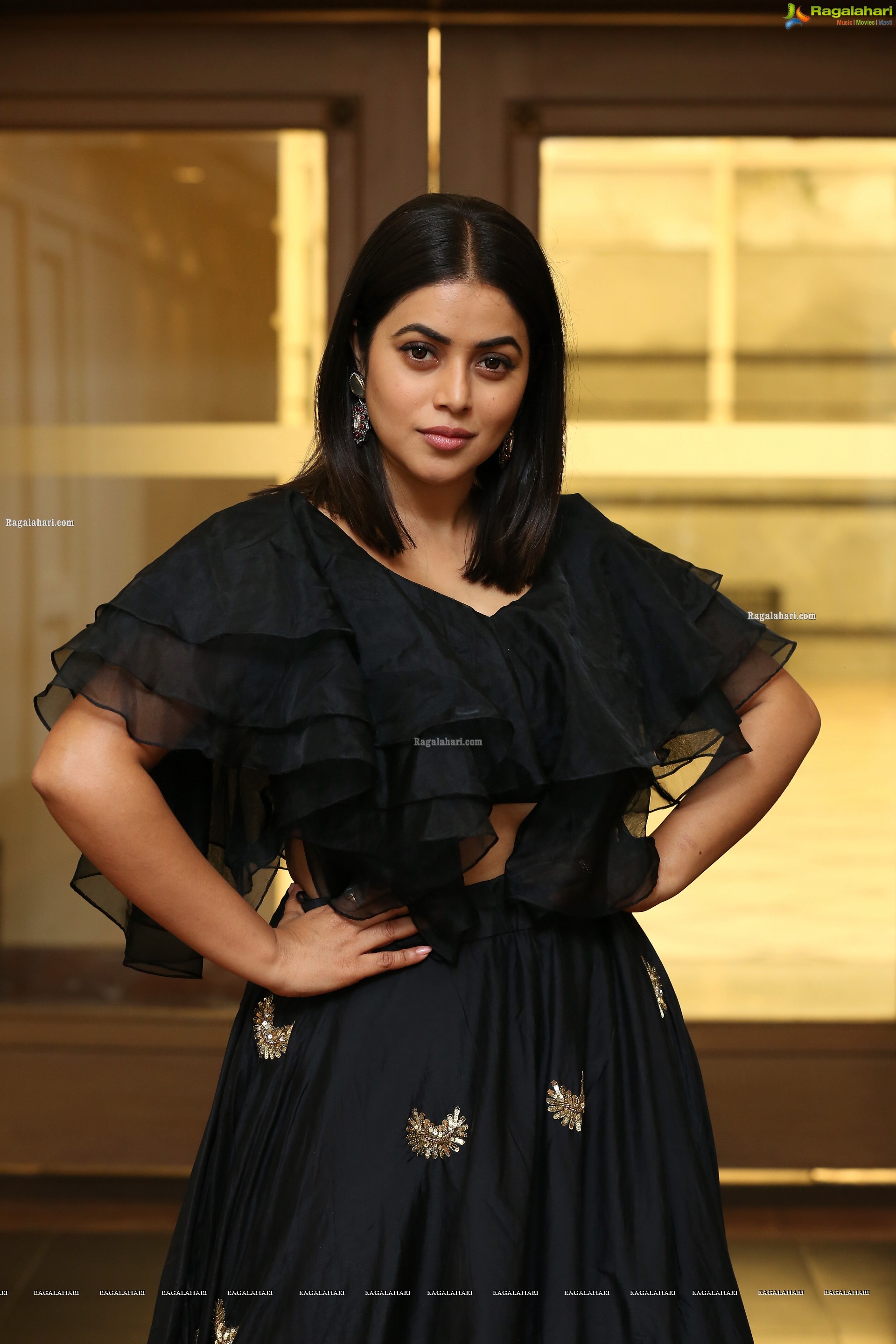 Poorna at Kakatiya Fabrics 19 Teen Launch, HD Photo Gallery