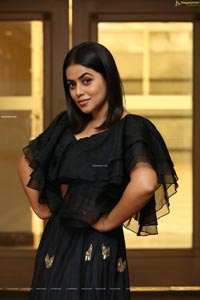 Poorna at Kakatiya Fabrics 19 Teen Launch