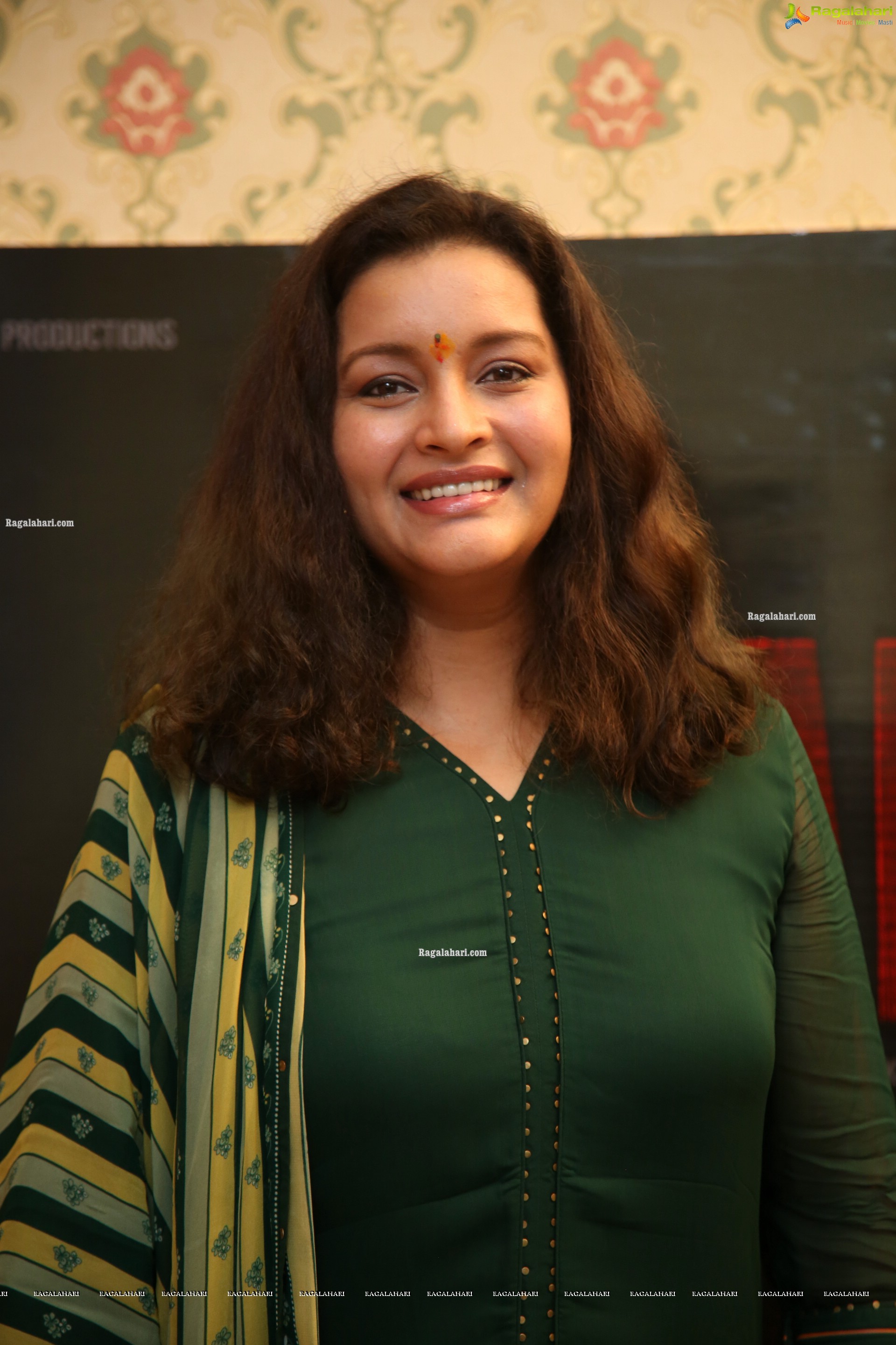 Renu Desai at Aadya Movie Opening, HD Gallery