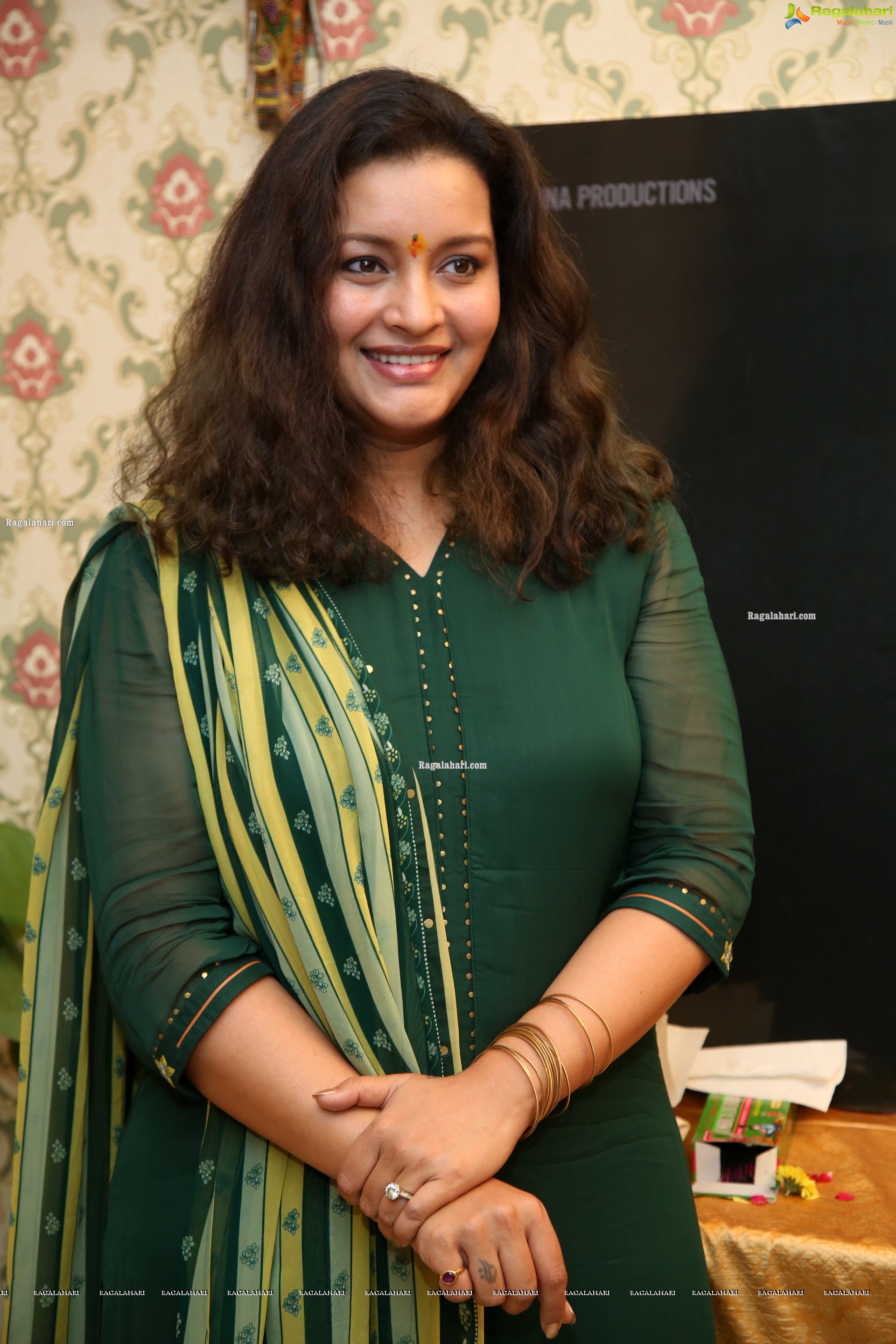 Renu Desai at Aadya Movie Opening, HD Gallery