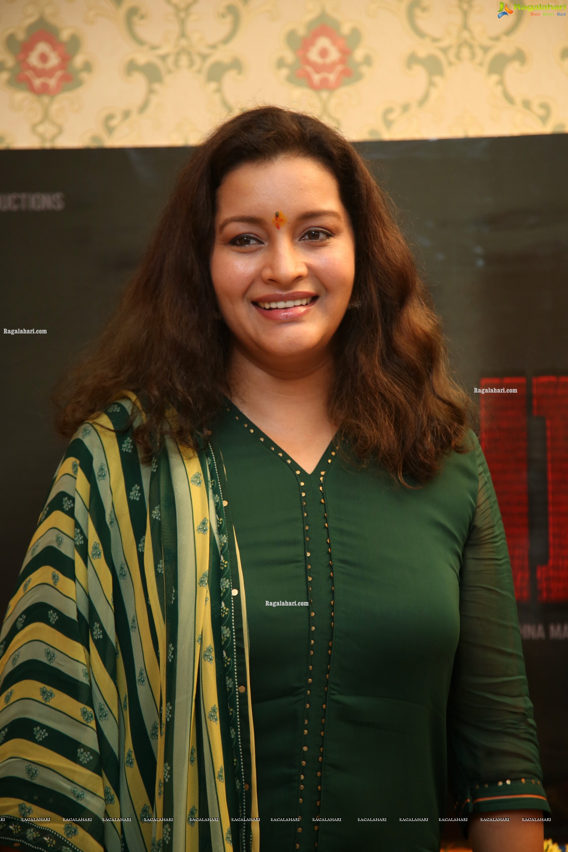 Renu Desai at Aadya Movie Opening, HD Gallery