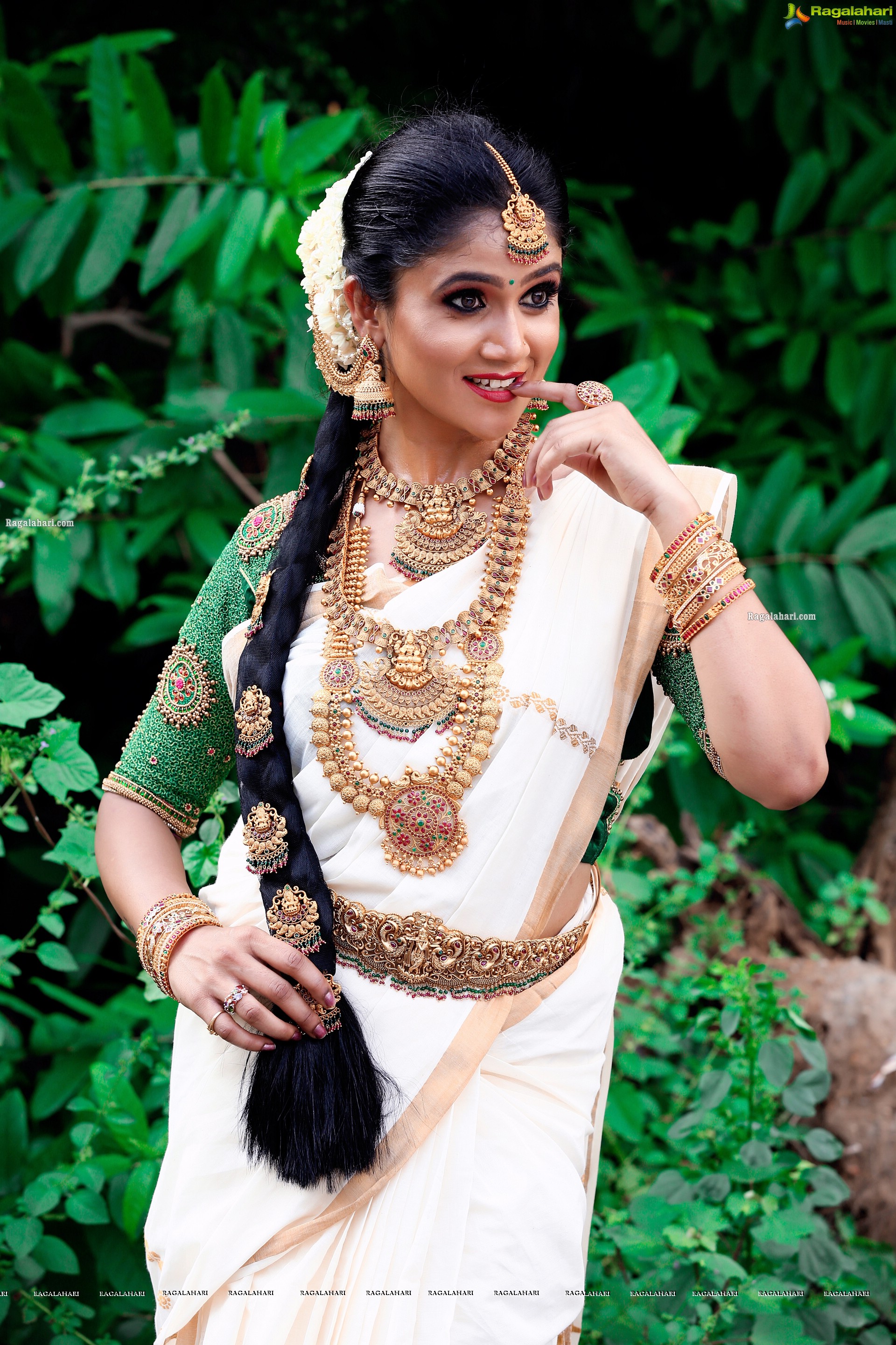 Saraa Venkatesh Latest Photoshoot Images - HD Gallery