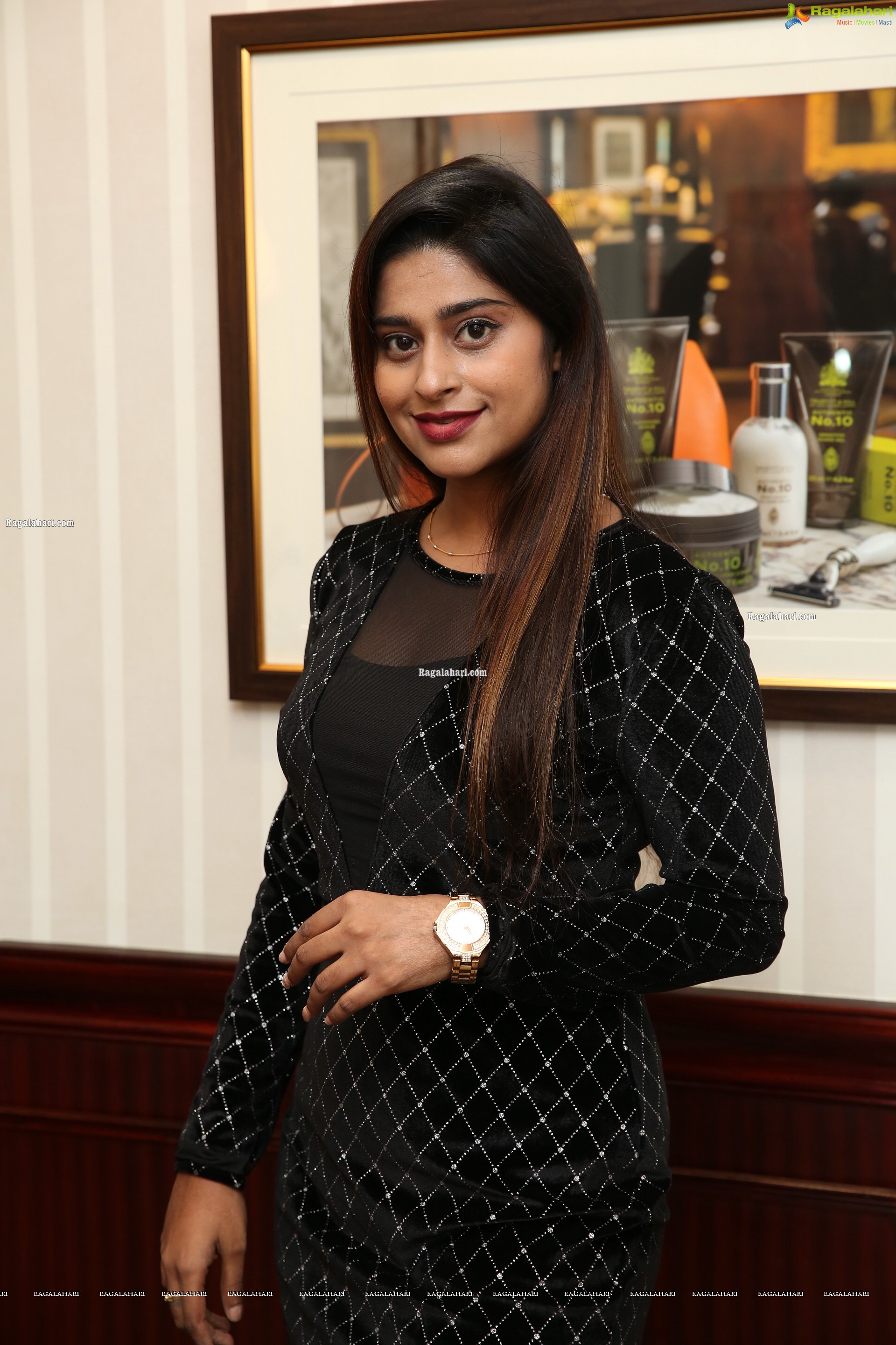 Shravani Varma at Truefitt & Hill Luxury Salon Launch and Fashion Showcase, HD Gallery