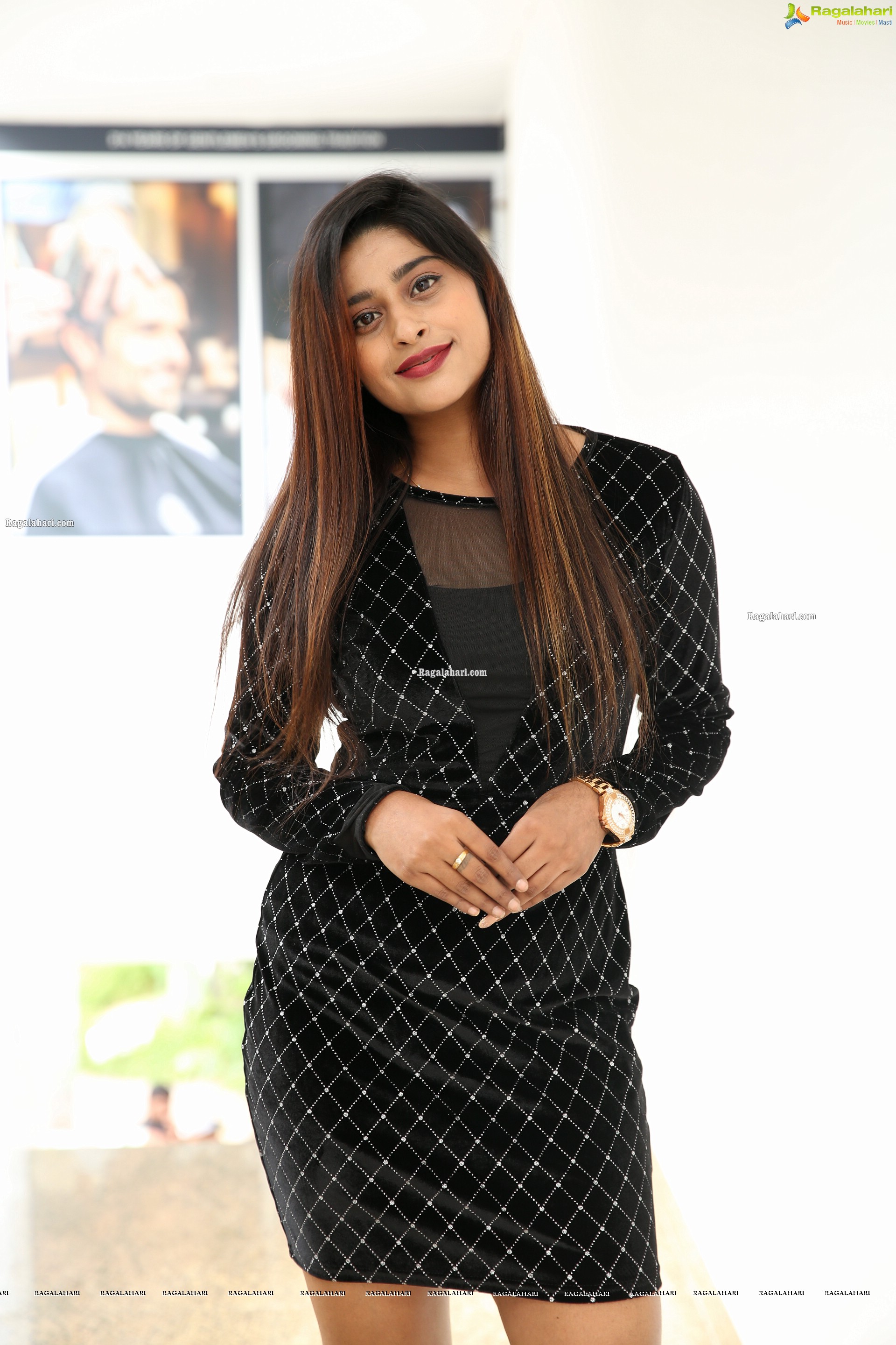 Shravani Varma at Truefitt & Hill Luxury Salon Launch and Fashion Showcase, HD Gallery