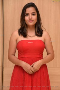 Siri Hanmanth HD Photo gallery