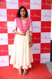 Smita at Pure O Natural outlet Opening