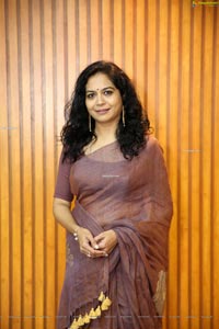 Sunitha at Chitra Virtual Live in Concert Curtain Raiser