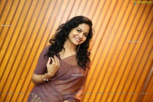 Sunitha at Chitra Virtual Live in Concert Curtain Raiser