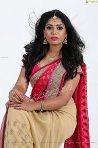 Lasya Sri in Pink and Cream Designer Saree