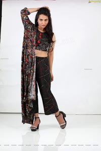 Preyasi Jiggar in Black Printed Crop Top With Palazzo