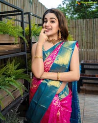 Nidhhi Agerwal in Traditional Silk Saree