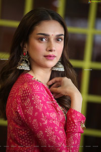 Aditi Rao Hydari at Maha Samudram Movie Interview