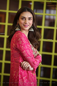 Aditi Rao Hydari at Maha Samudram Movie Interview