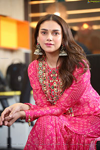 Aditi Rao Hydari at Maha Samudram Movie Interview