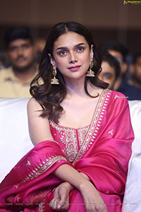 Aditi Rao Hydari at Maha Samudram Movie Pre-Release Event