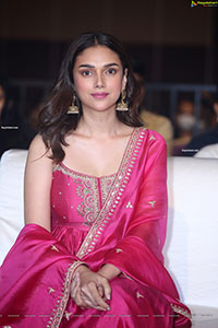 Aditi Rao Hydari at Maha Samudram Movie Pre-Release Event