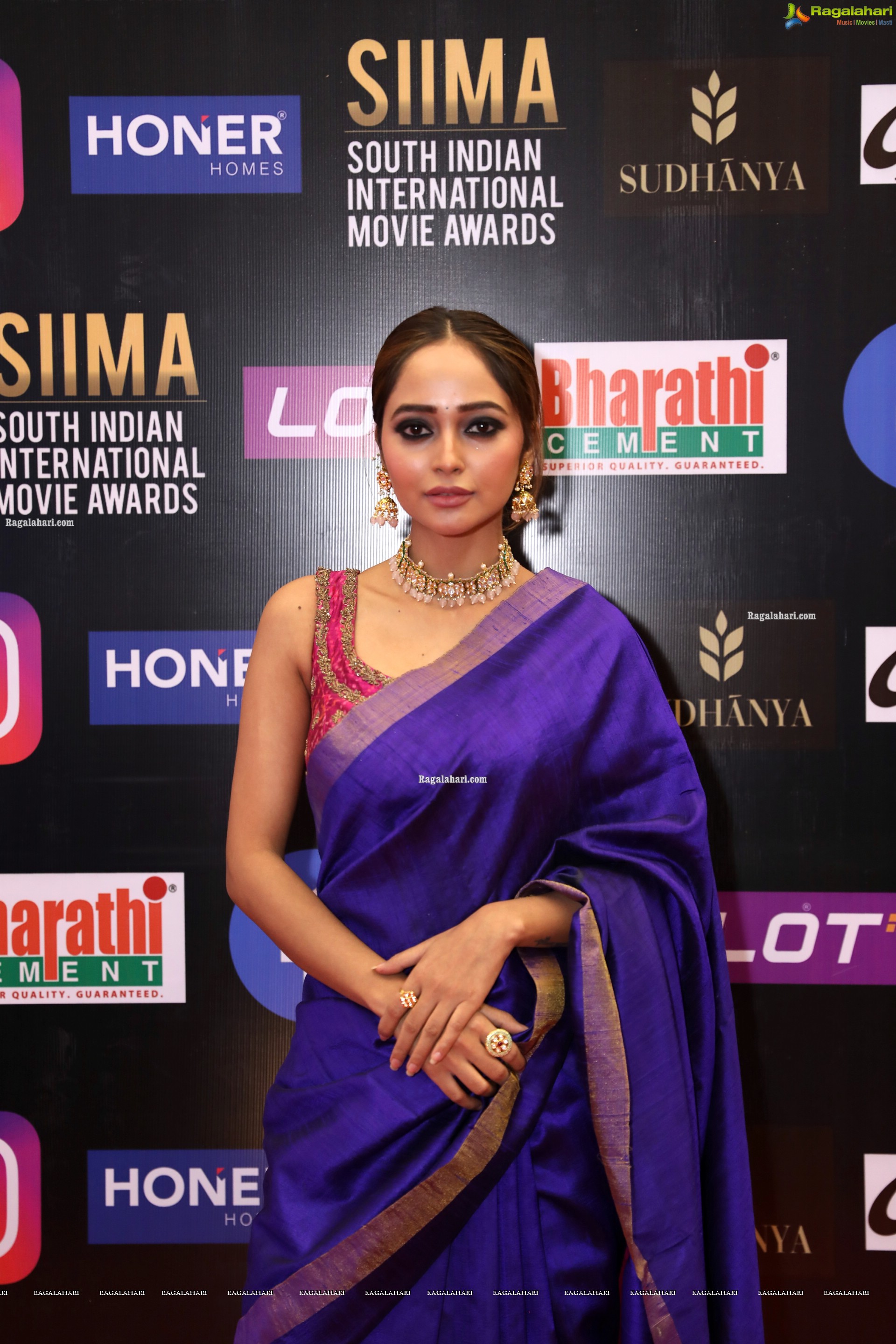 Akriti Singh at SIIMA Awards 2021 Day 2, HD Photo Gallery