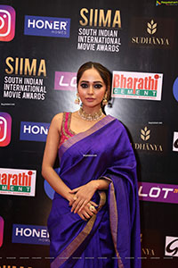 Akriti Singh at SIIMA Awards 2021 Day 2