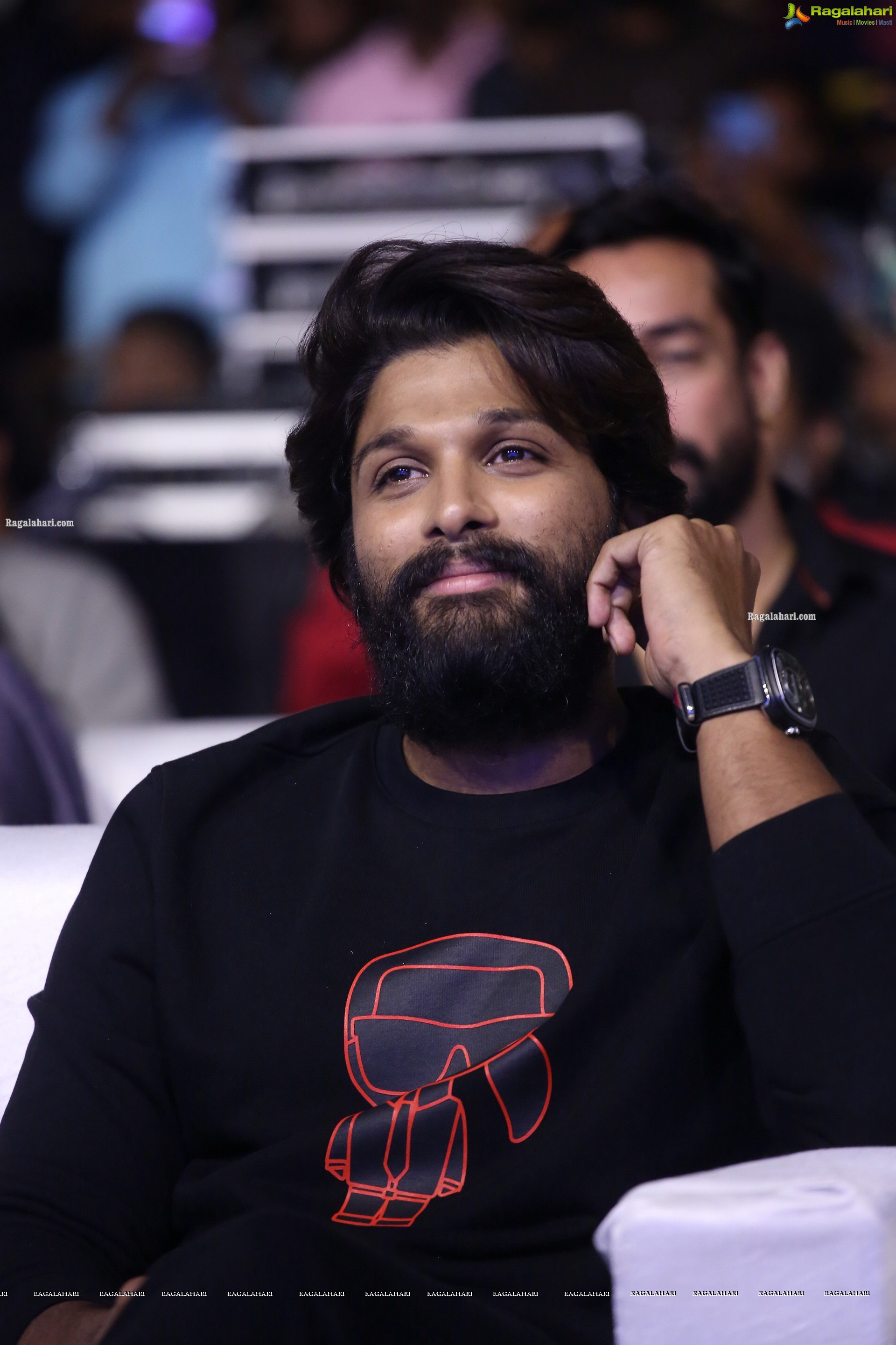 Allu Arjun at Most Eligible Bachelor Movie Success Meet, HD Photo Gallery