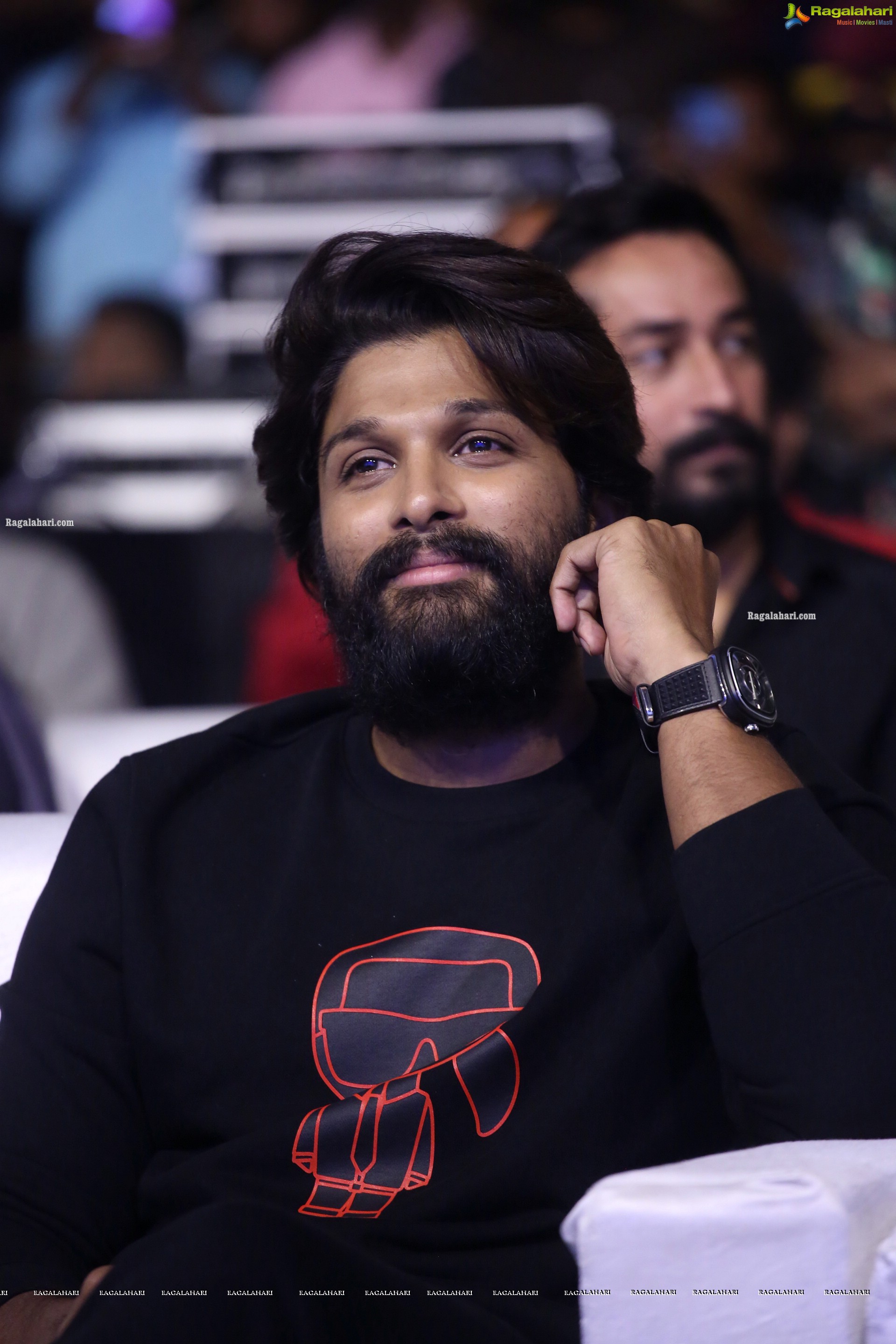 Allu Arjun at Most Eligible Bachelor Movie Success Meet, HD Photo Gallery