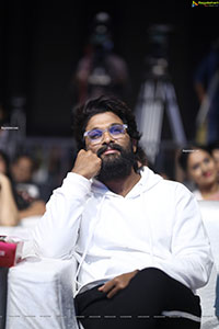 Allu Arjun at Pushpaka Vimanam Trailer Launch