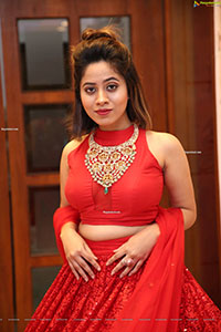 Ananya Tanu Poses With Gold Jewellery