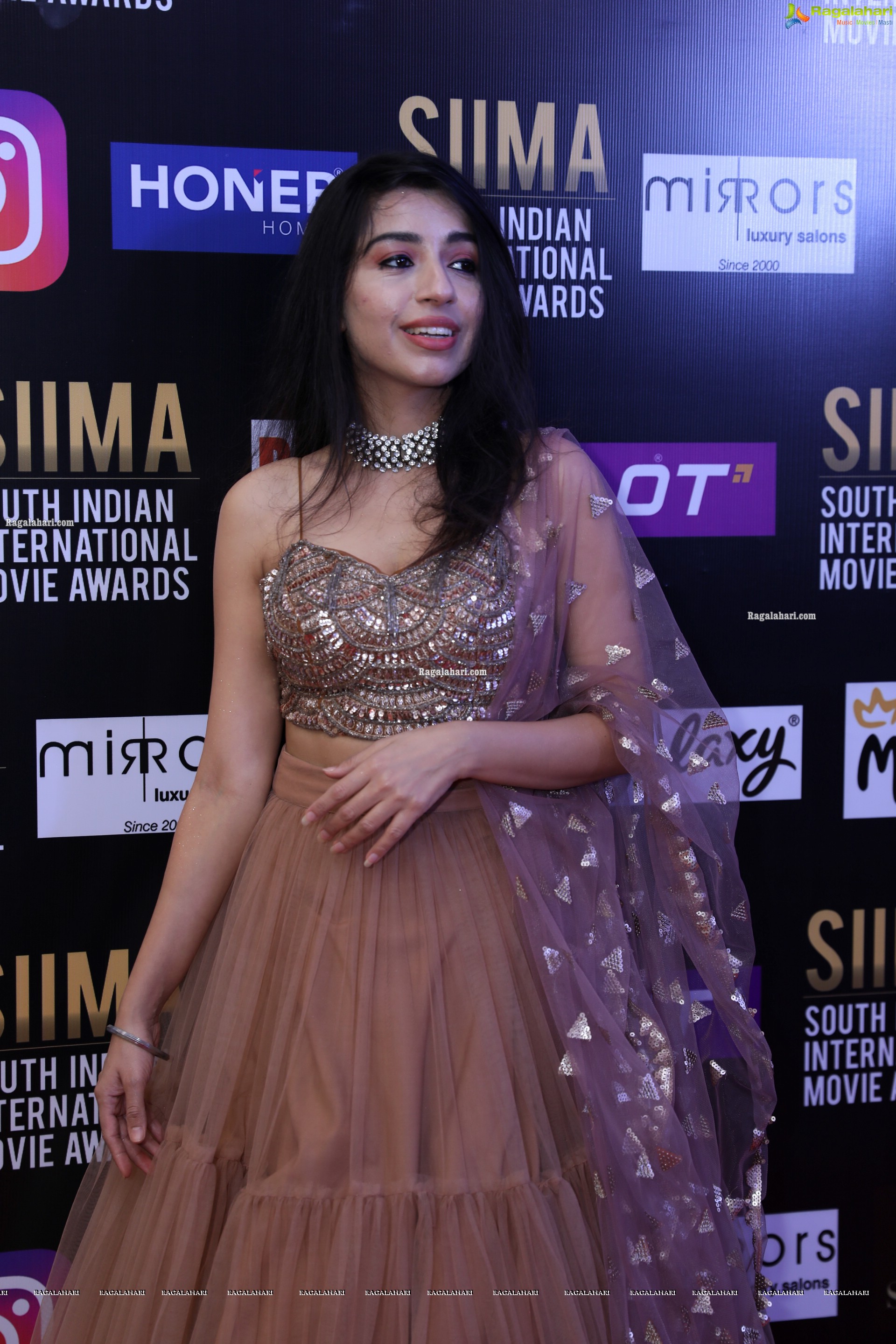 Apurva Mittal at SIIMA Awards 2021, HD Photo Gallery